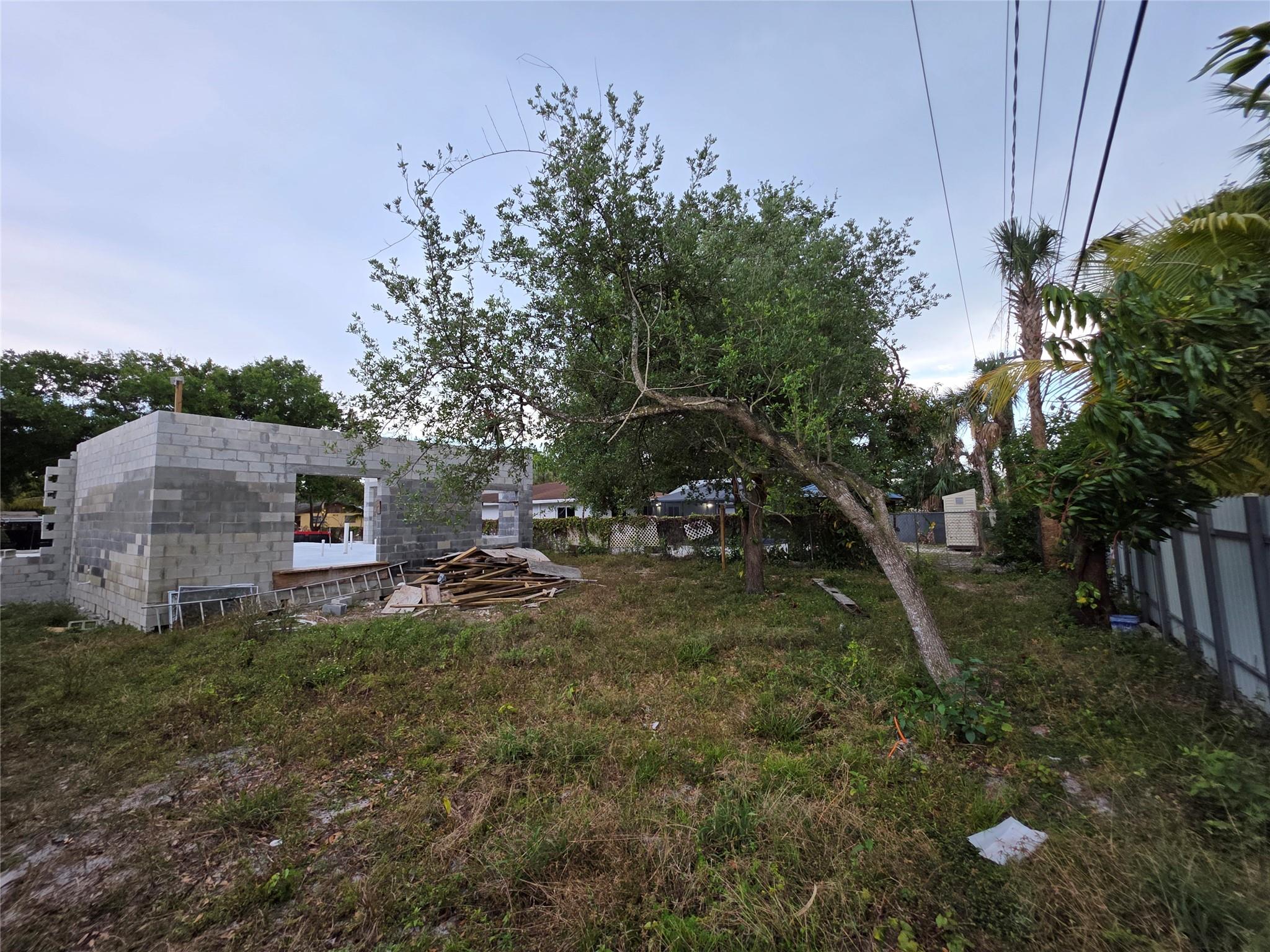 1625 Sw 30th Ave Property Photo 23