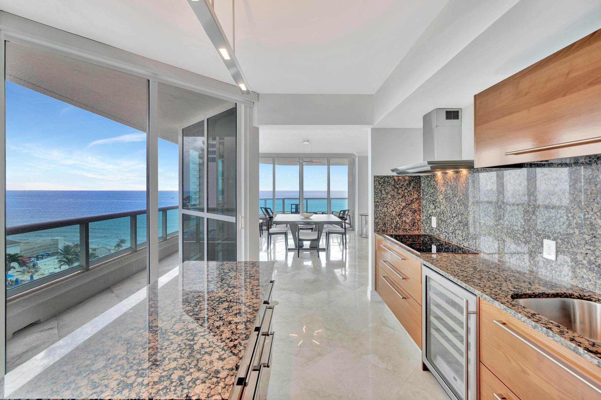 101 S Fort Lauderdale Beach Blvd 1405 Property Photo 4