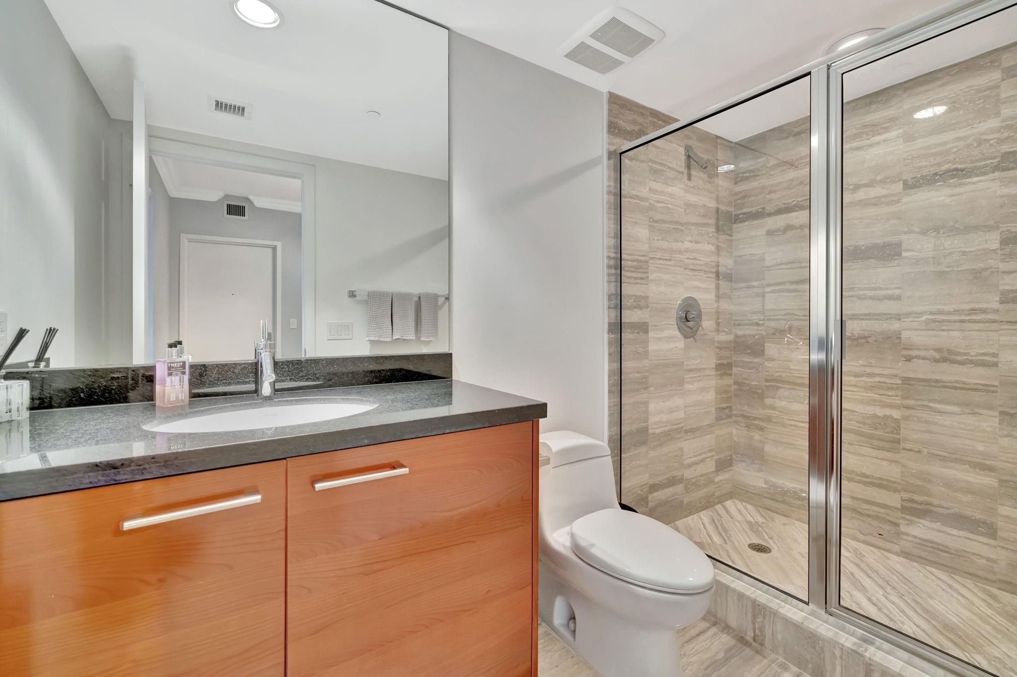 101 S Fort Lauderdale Beach Blvd 1405 Property Photo 25