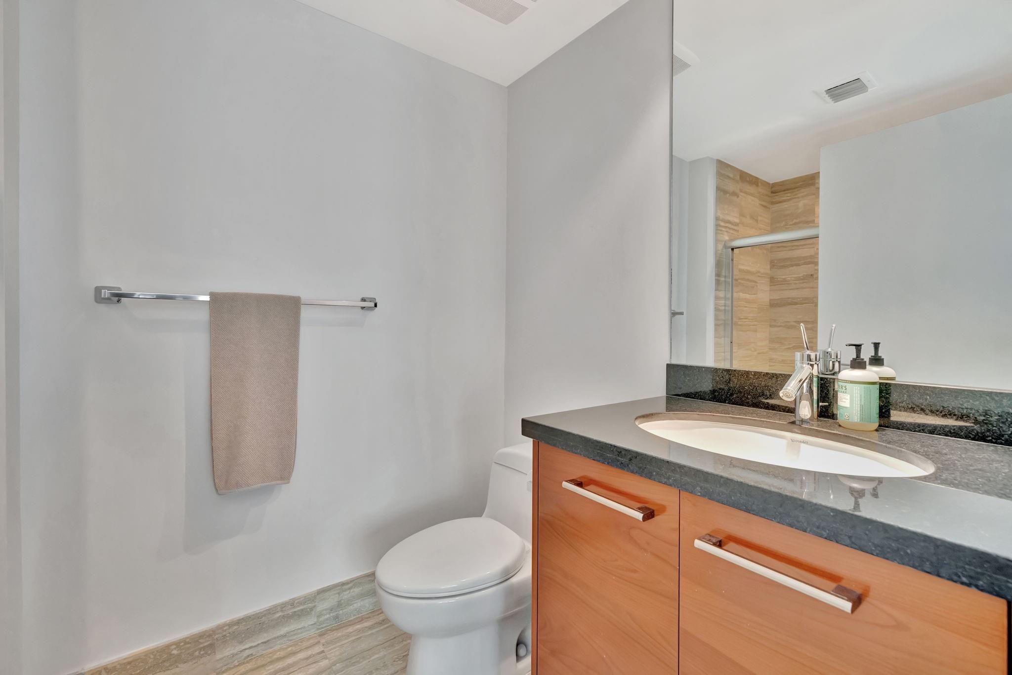 101 S Fort Lauderdale Beach Blvd 1405 Property Photo 32