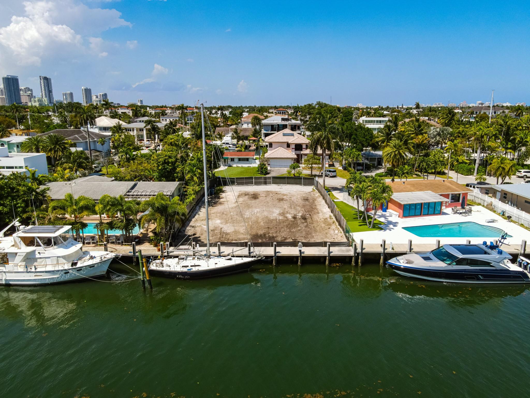 1524 Se 14th St Property Photo 2