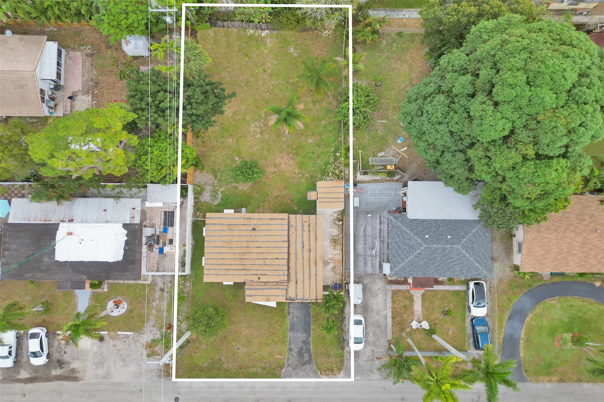 1464 Sw 29th Ave Property Photo 1
