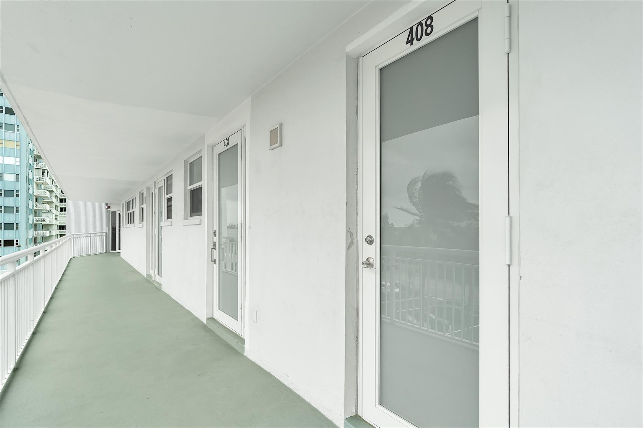 1920 S Ocean Dr 408 Property Photo 37
