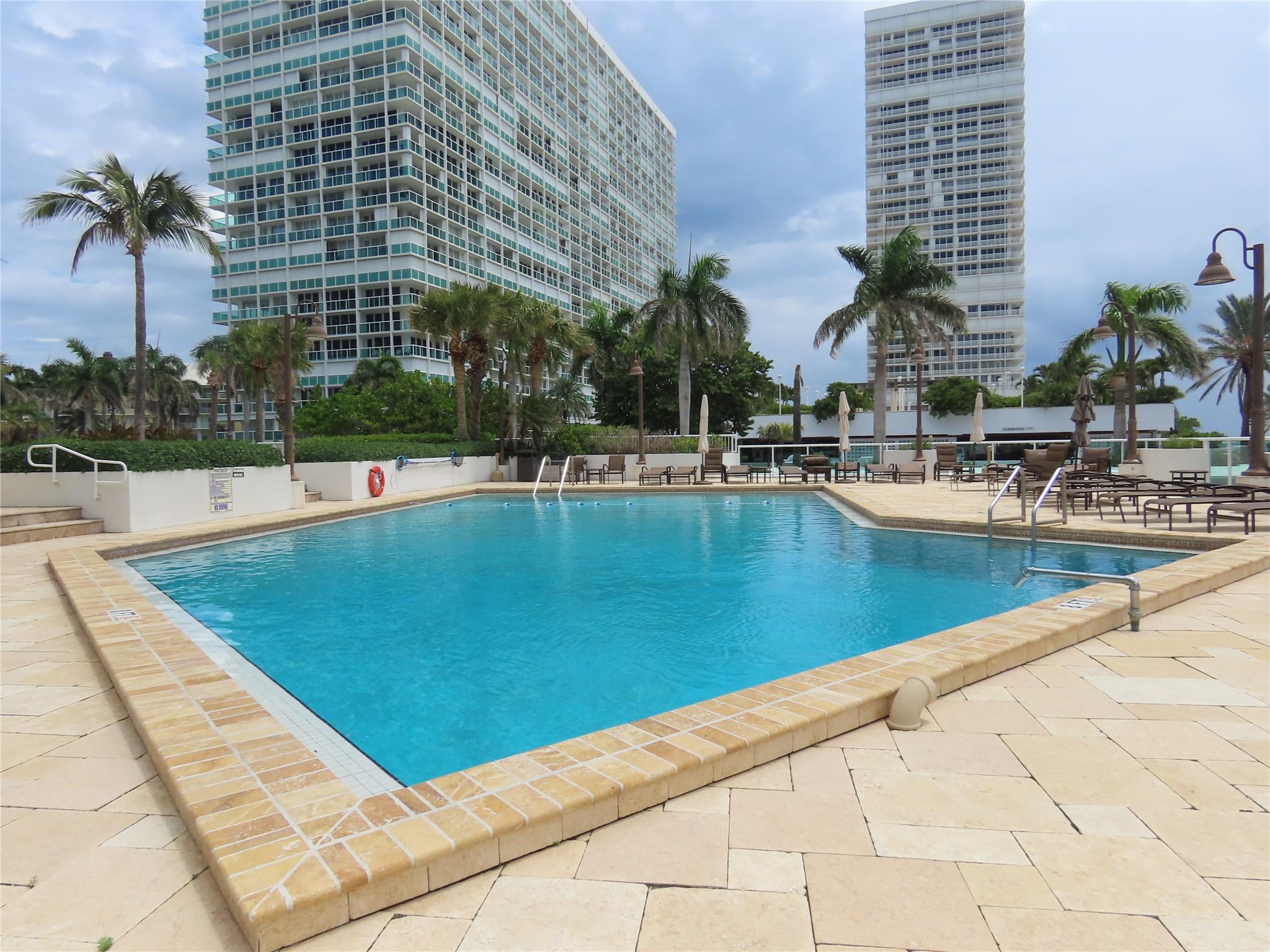 2000 S Ocean Dr 1009 Property Photo 22