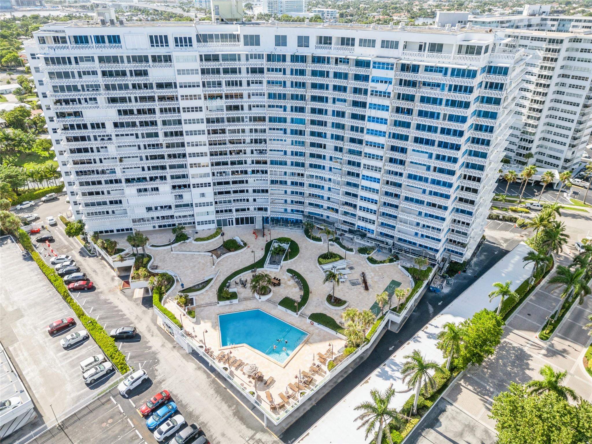 2000 S Ocean Dr 1009 Property Photo 26