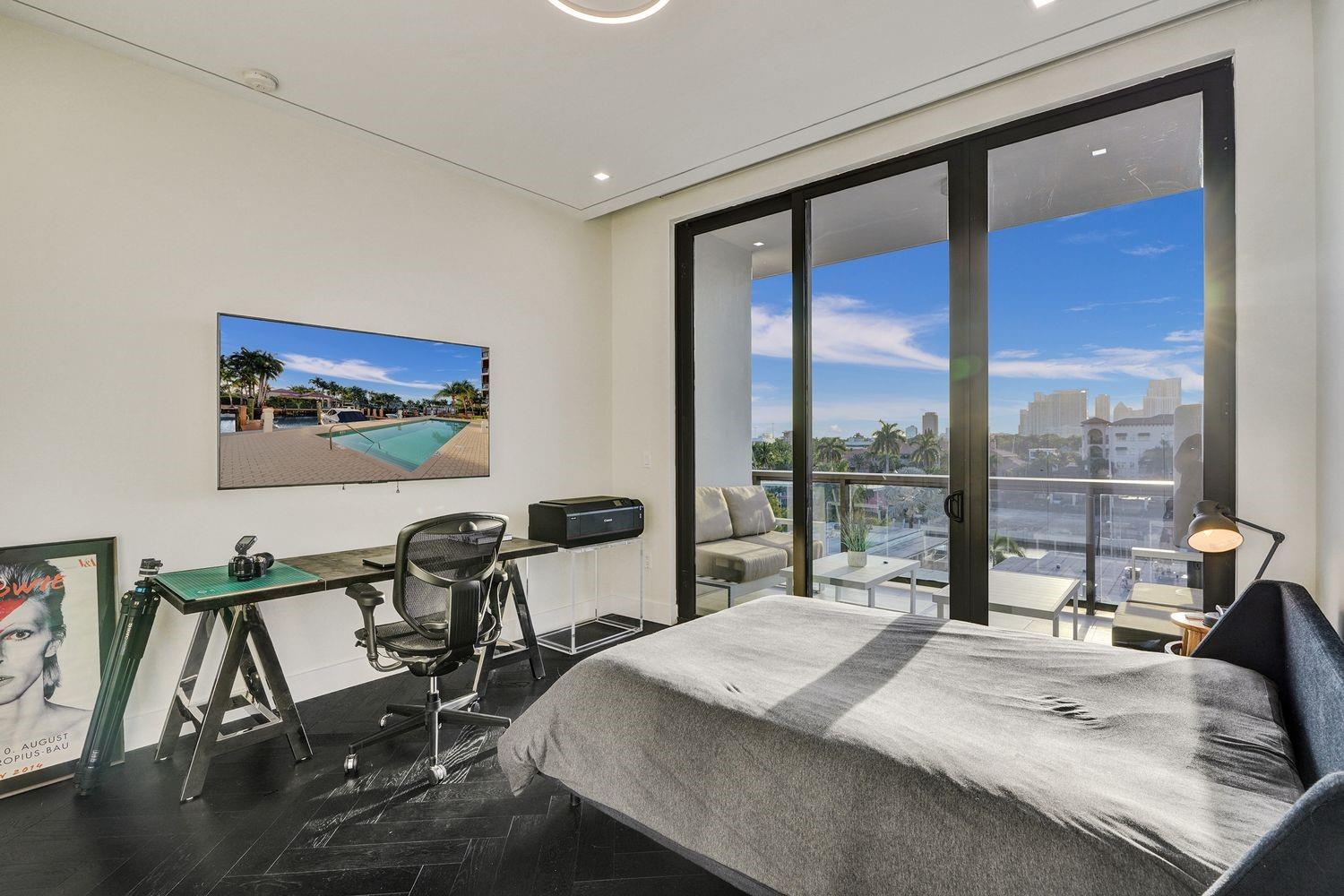 20 Isle Of Venice Dr Ph2 Property Photo 21