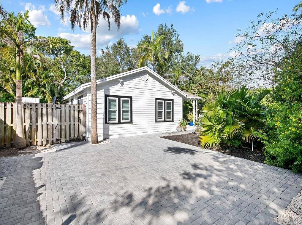 1200 Tequesta St Property Photo 18
