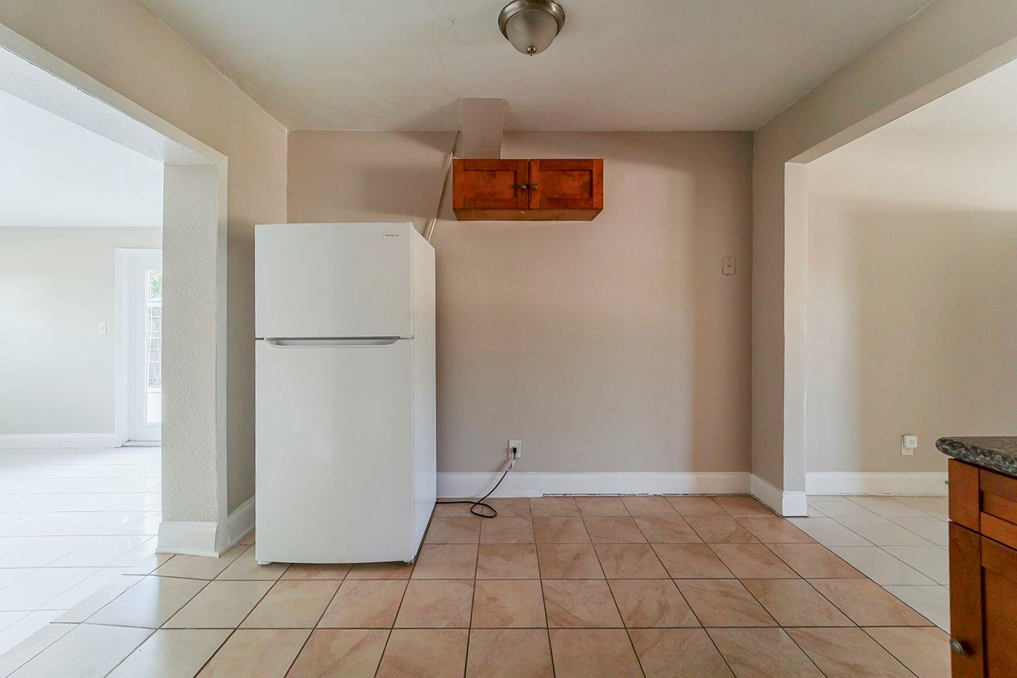 1345 Sw 22nd Ter Property Photo 8