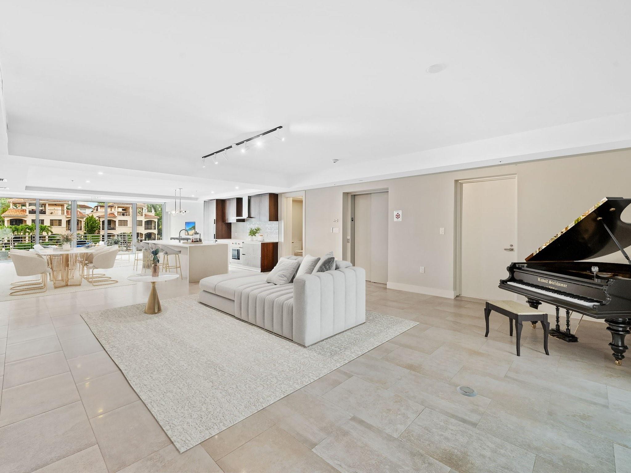 133 Isle Of Venice 201 Property Photo 5
