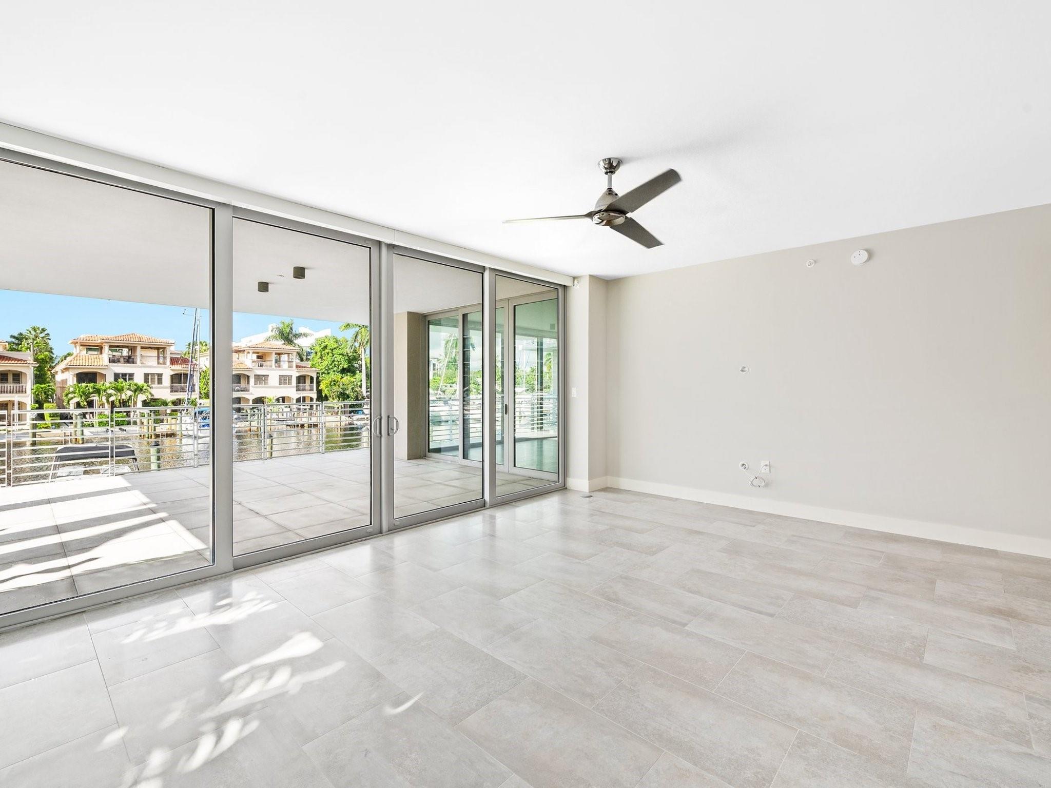 133 Isle Of Venice 201 Property Photo 18