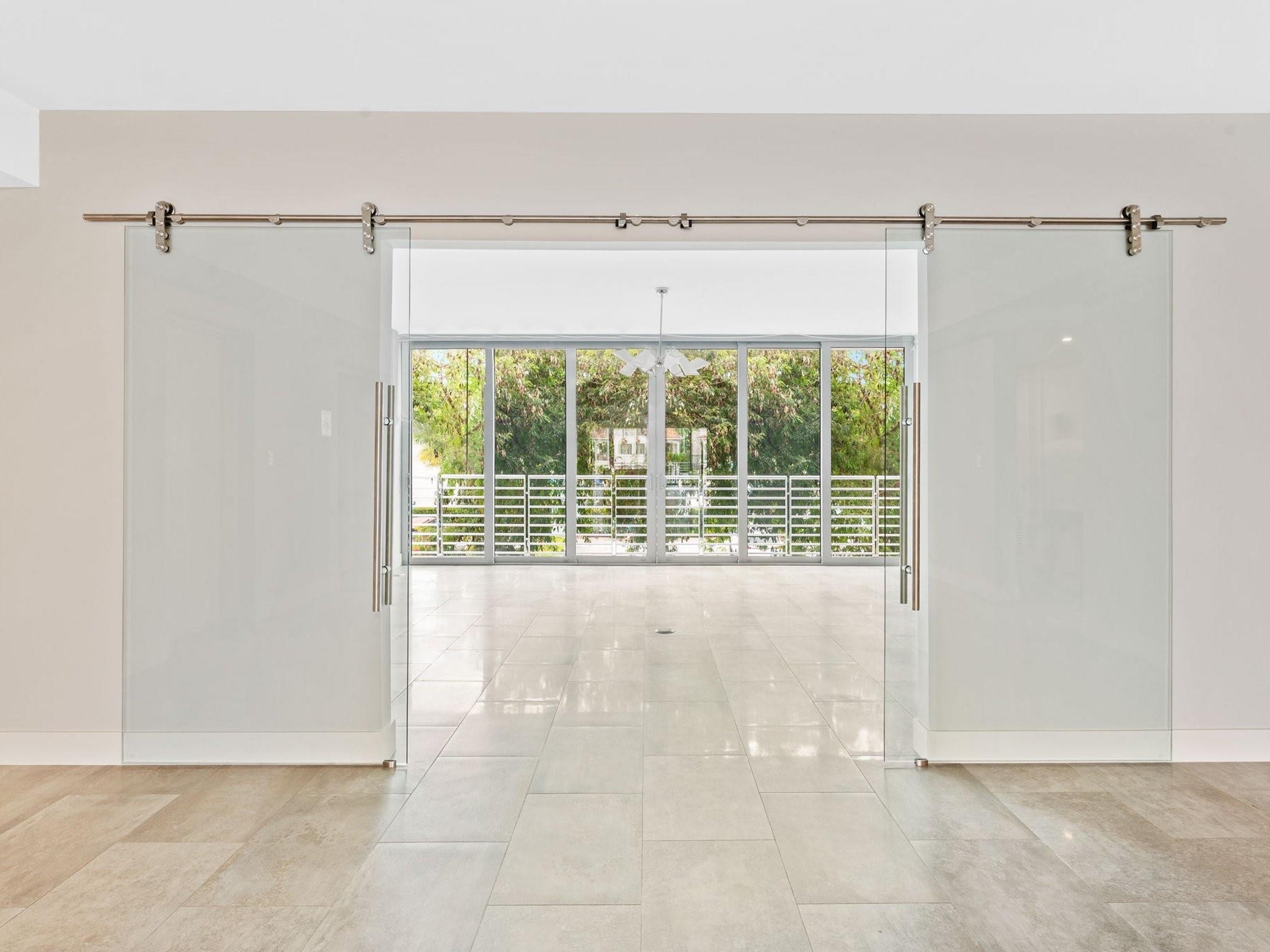 133 Isle Of Venice 201 Property Photo 30
