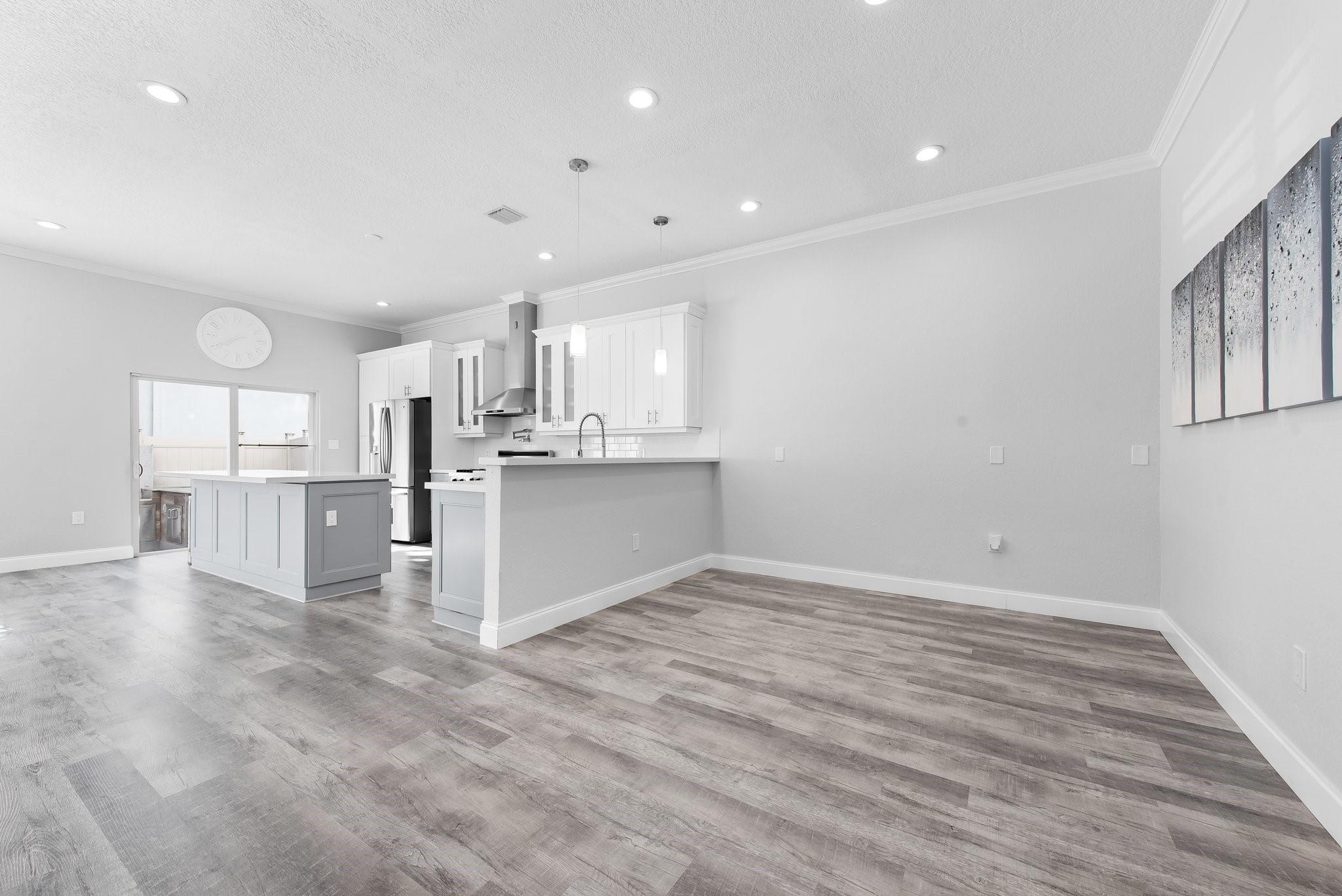 2755 Treasure Cove Cir Property Photo 5