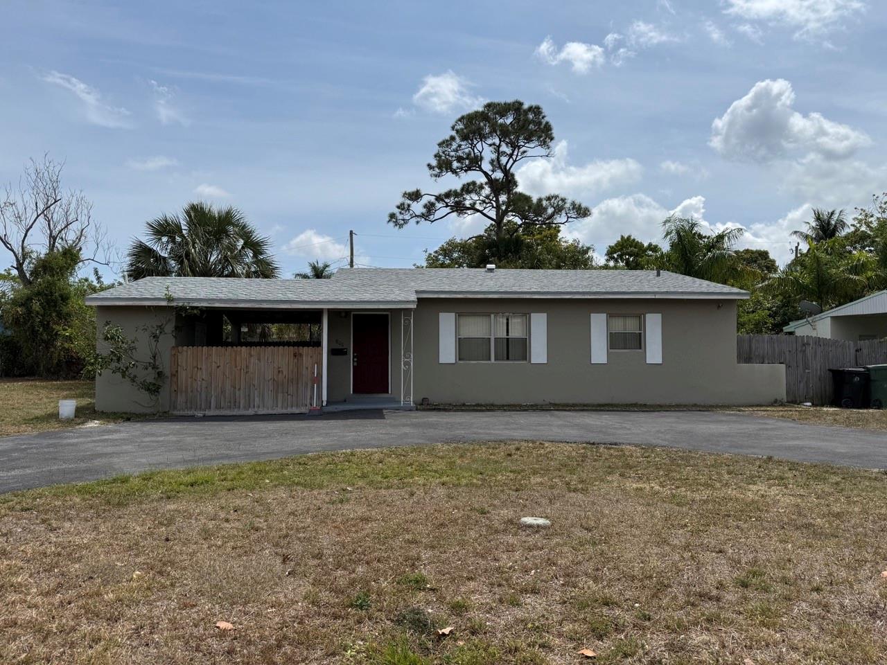 800 Arizona Ave Property Photo 1