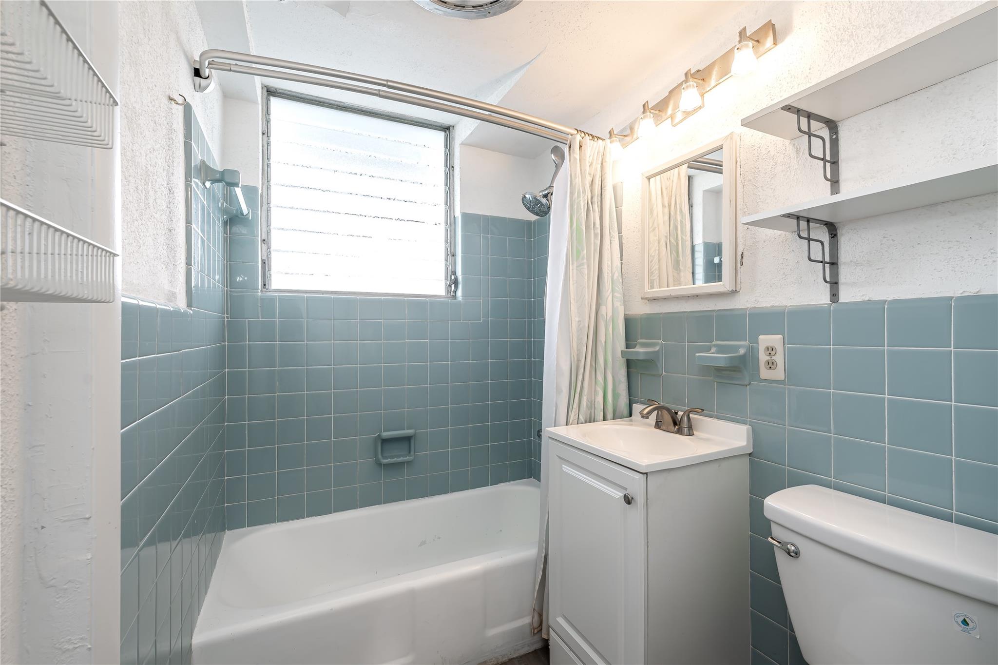 1900 S Ocean Dr 408 Property Photo 28
