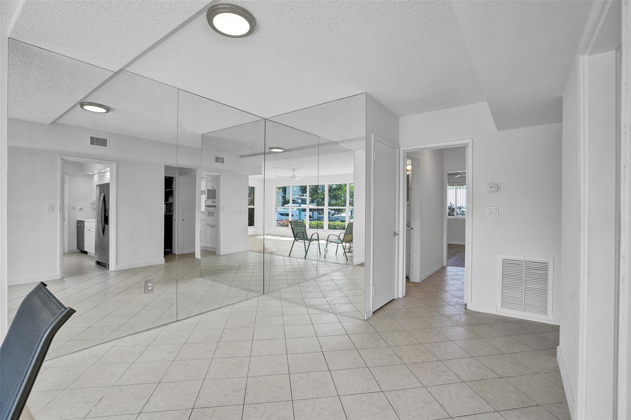 180 Isle Of Venice Drive 99 Property Photo 10