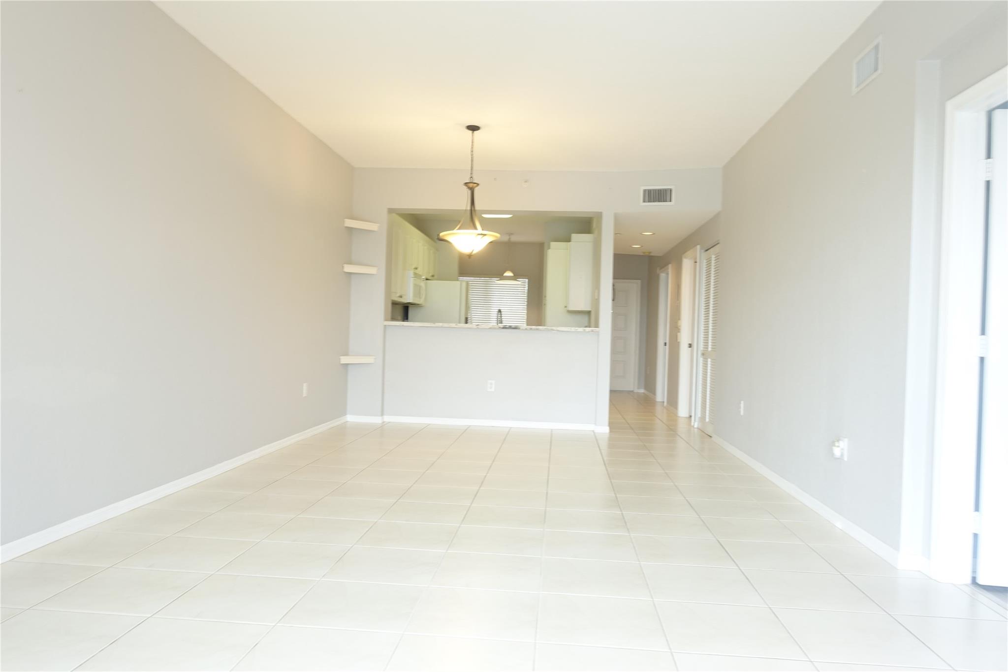 7755 Yardley Dr 404 Property Photo 17