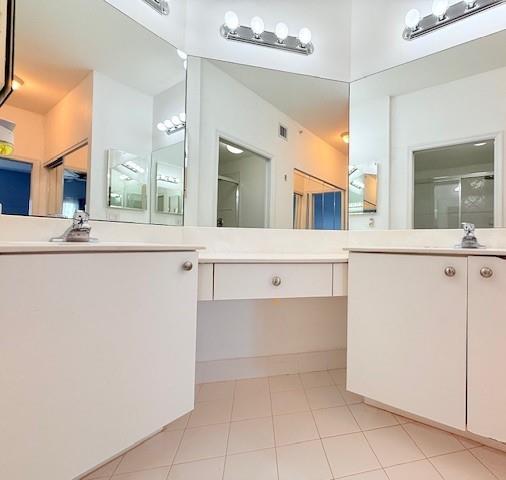 7755 Yardley Dr 404 Property Photo 23