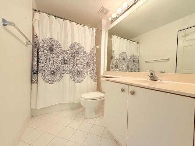 7755 Yardley Dr 404 Property Photo 26