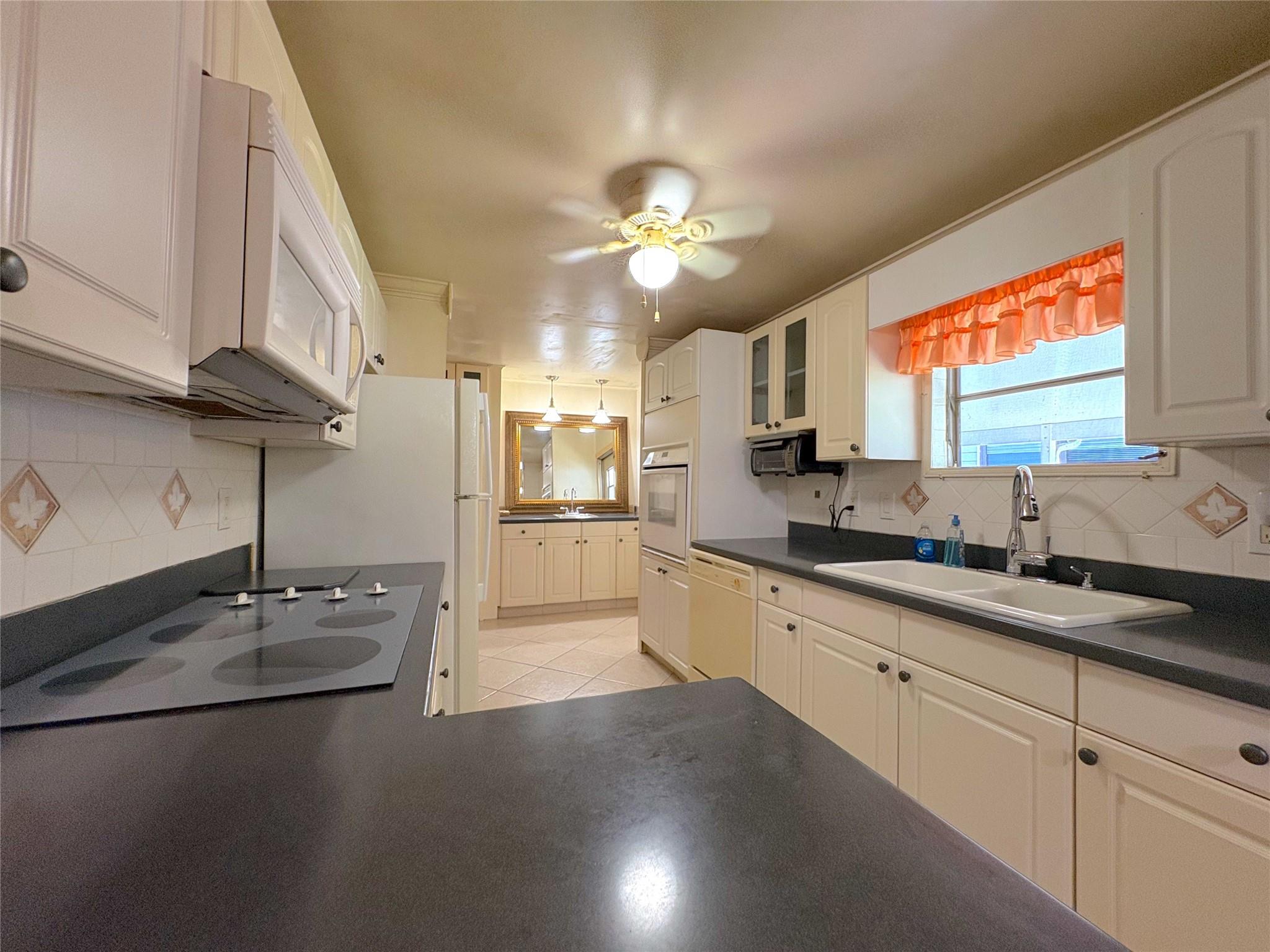 5650 Sw Cypress Dr Property Photo 11
