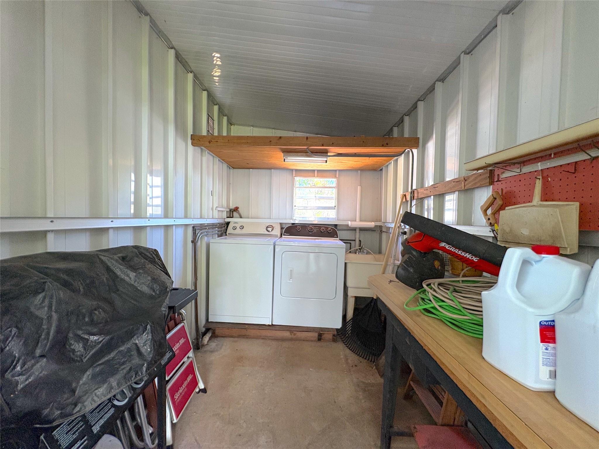 5650 Sw Cypress Dr Property Photo 38