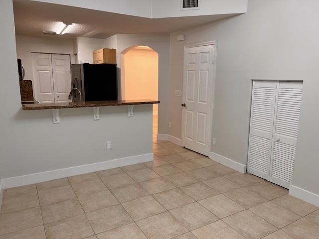 2304 Anchor Ct Property Photo 8