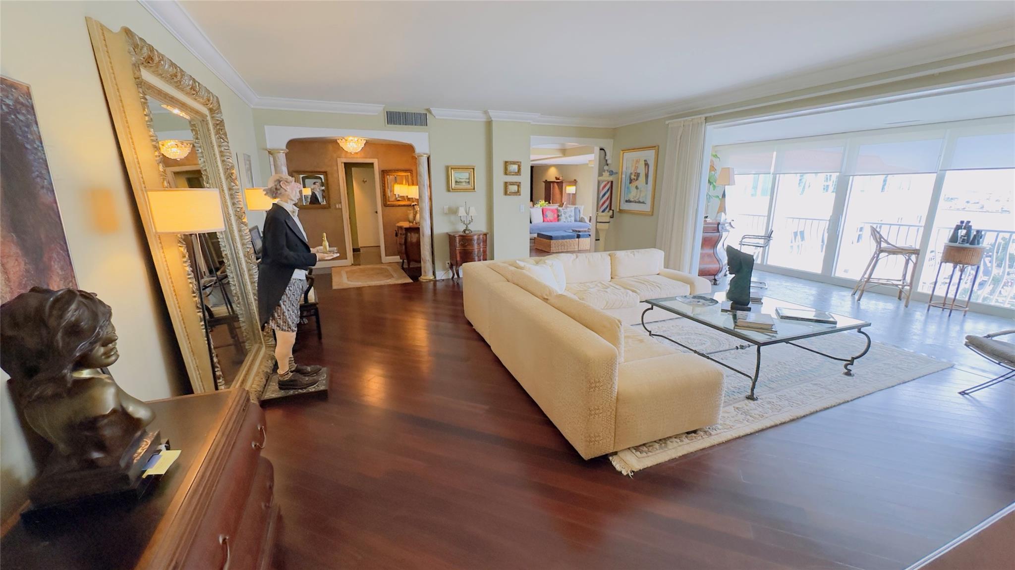 1 Las Olas Circle Ph3 Property Photo 8