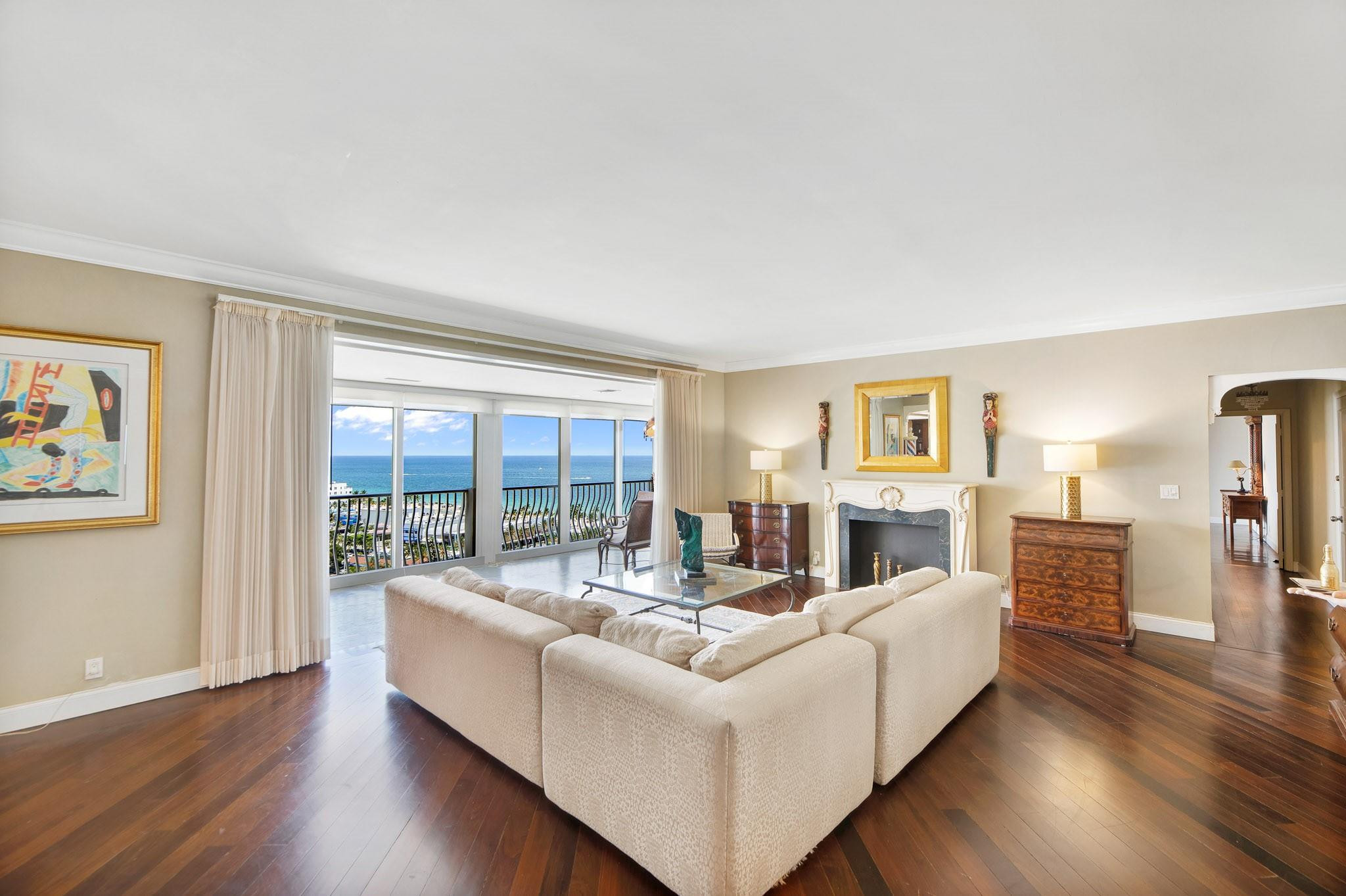 1 Las Olas Circle Ph3 Property Photo 1