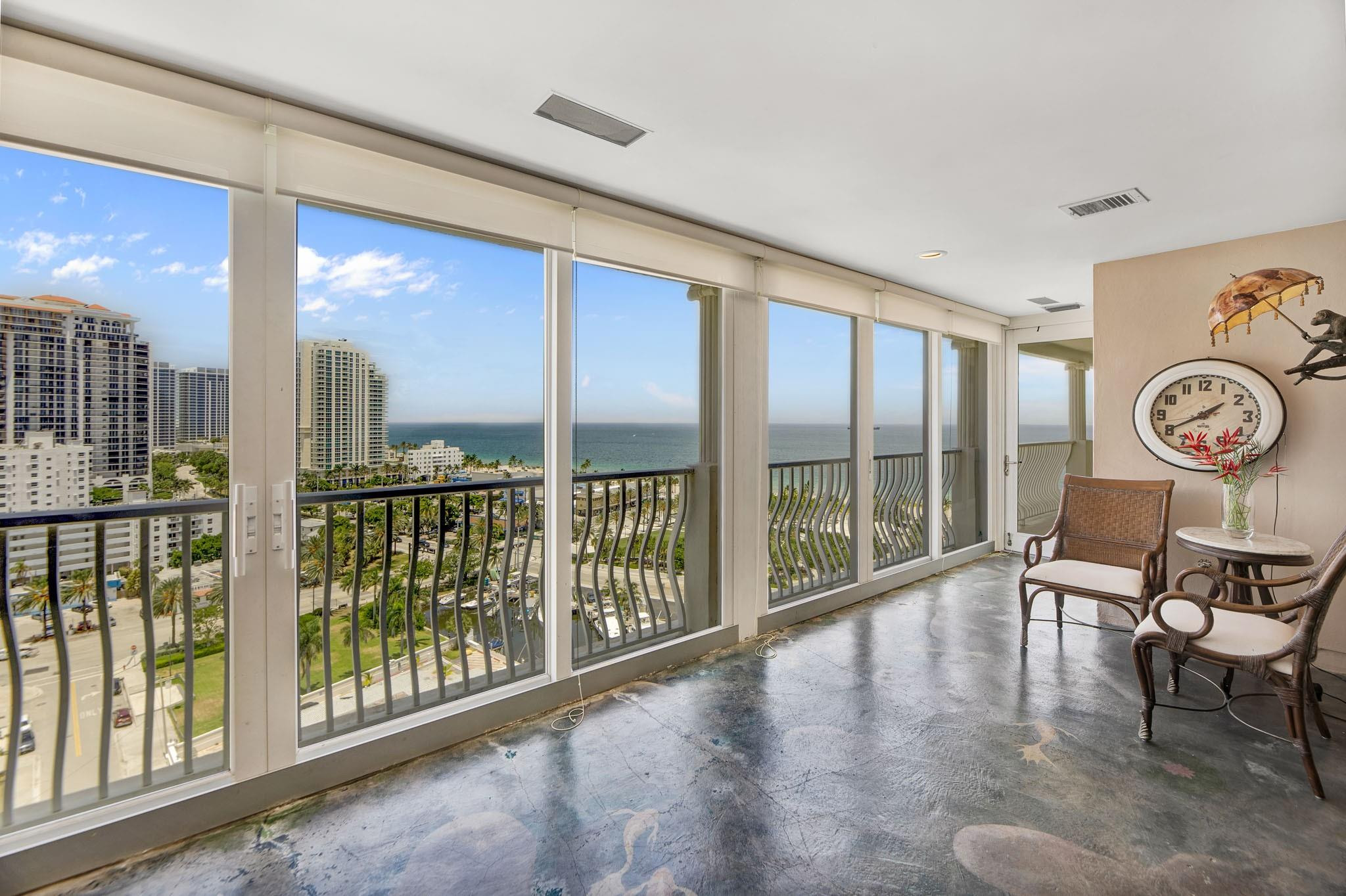 1 Las Olas Circle Ph3 Property Photo 4