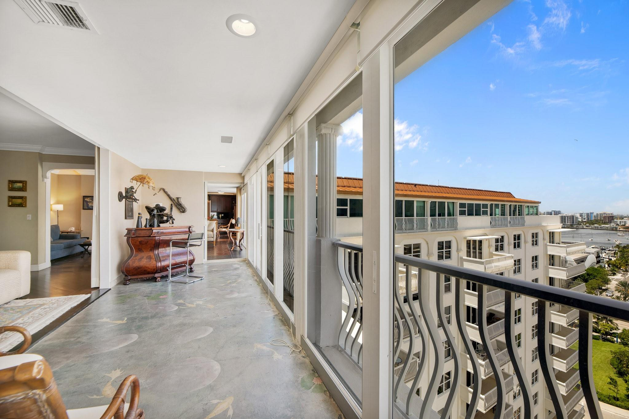 1 Las Olas Circle Ph3 Property Photo 8