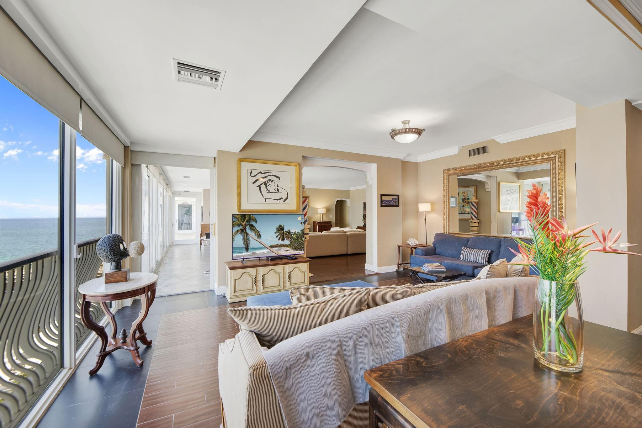 1 Las Olas Circle Ph3 Property Photo 9