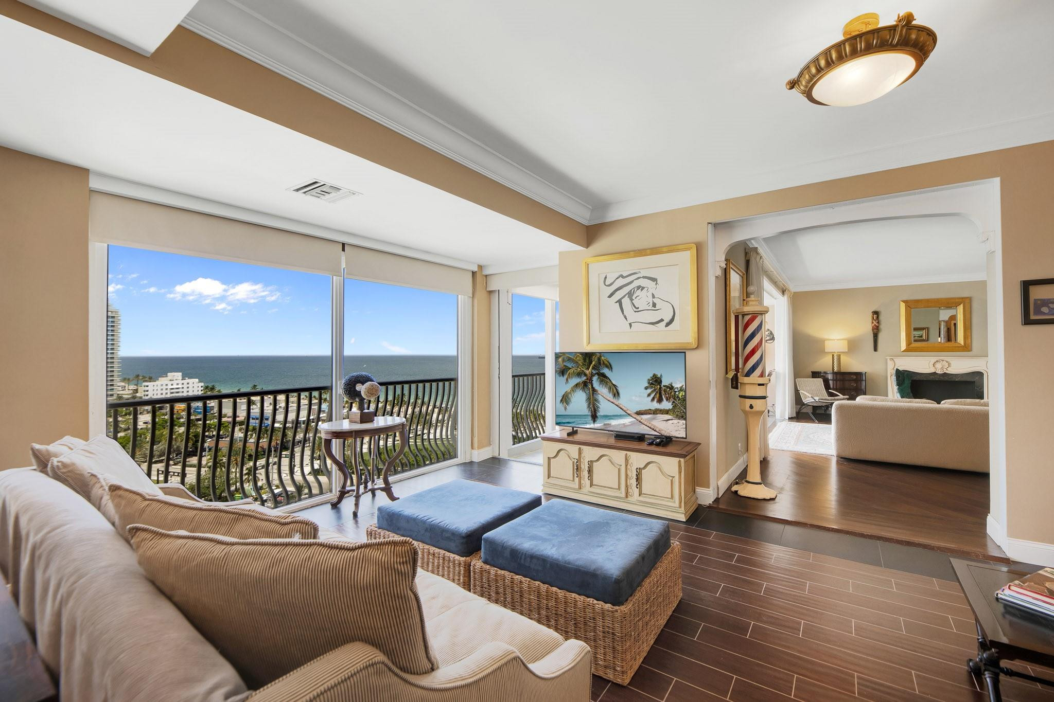1 Las Olas Circle Ph3 Property Photo 10