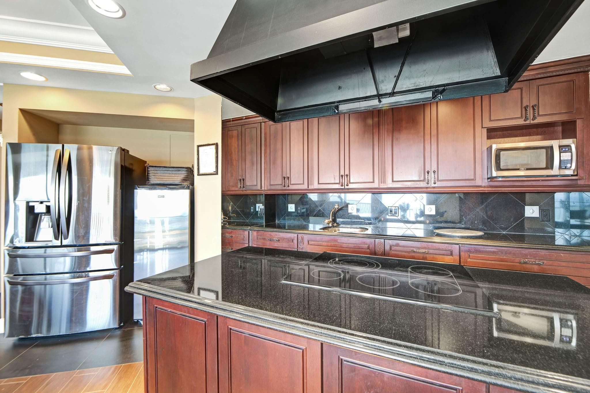 1 Las Olas Circle Ph3 Property Photo 17