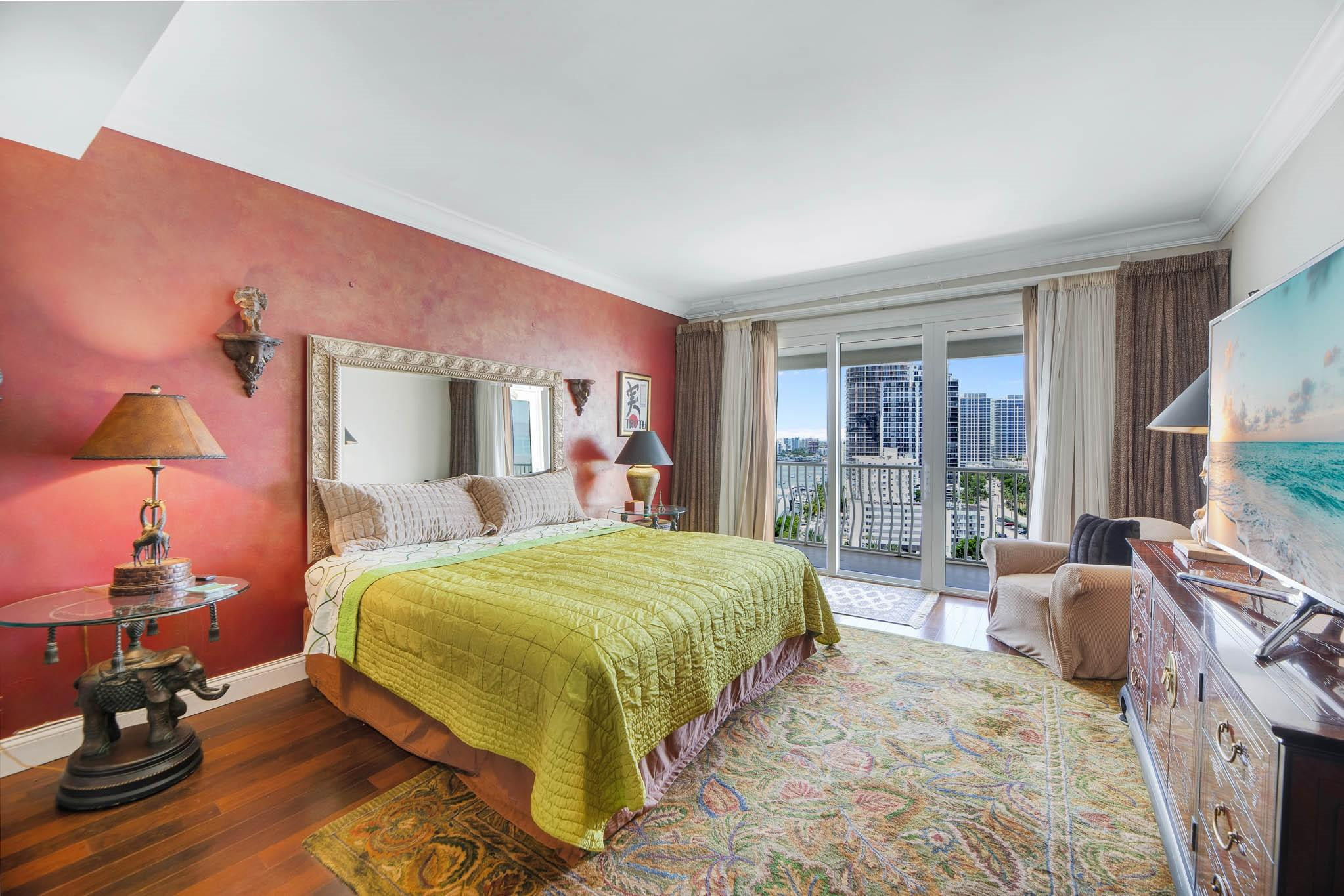 1 Las Olas Circle Ph3 Property Photo 21