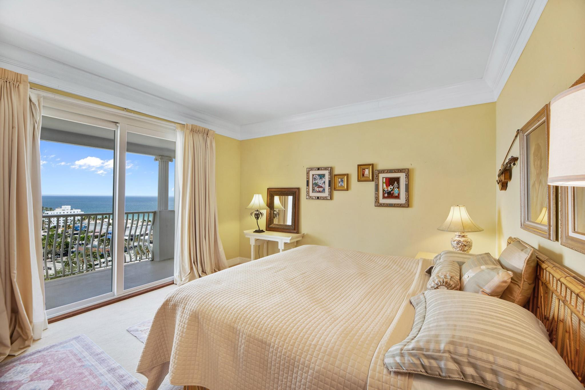 1 Las Olas Circle Ph3 Property Photo 25
