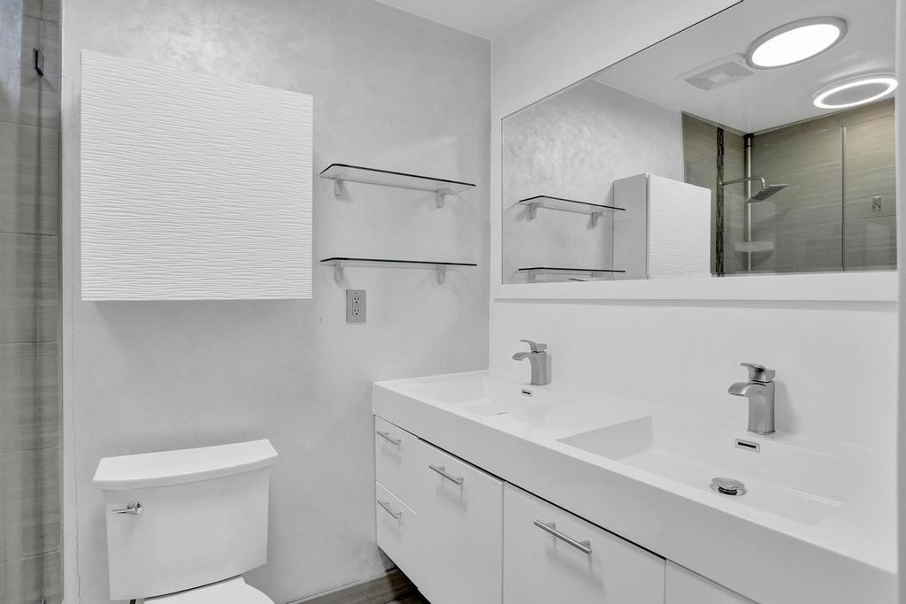 4497 Treasure Cove Dr Property Photo 14