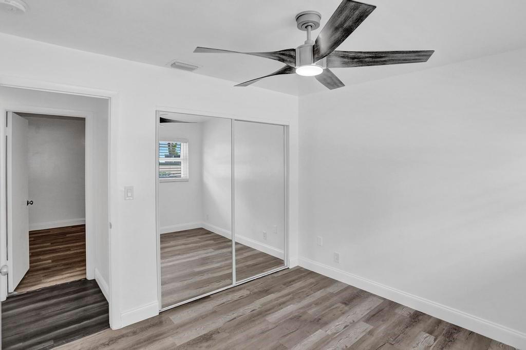 4497 Treasure Cove Dr Property Photo 18