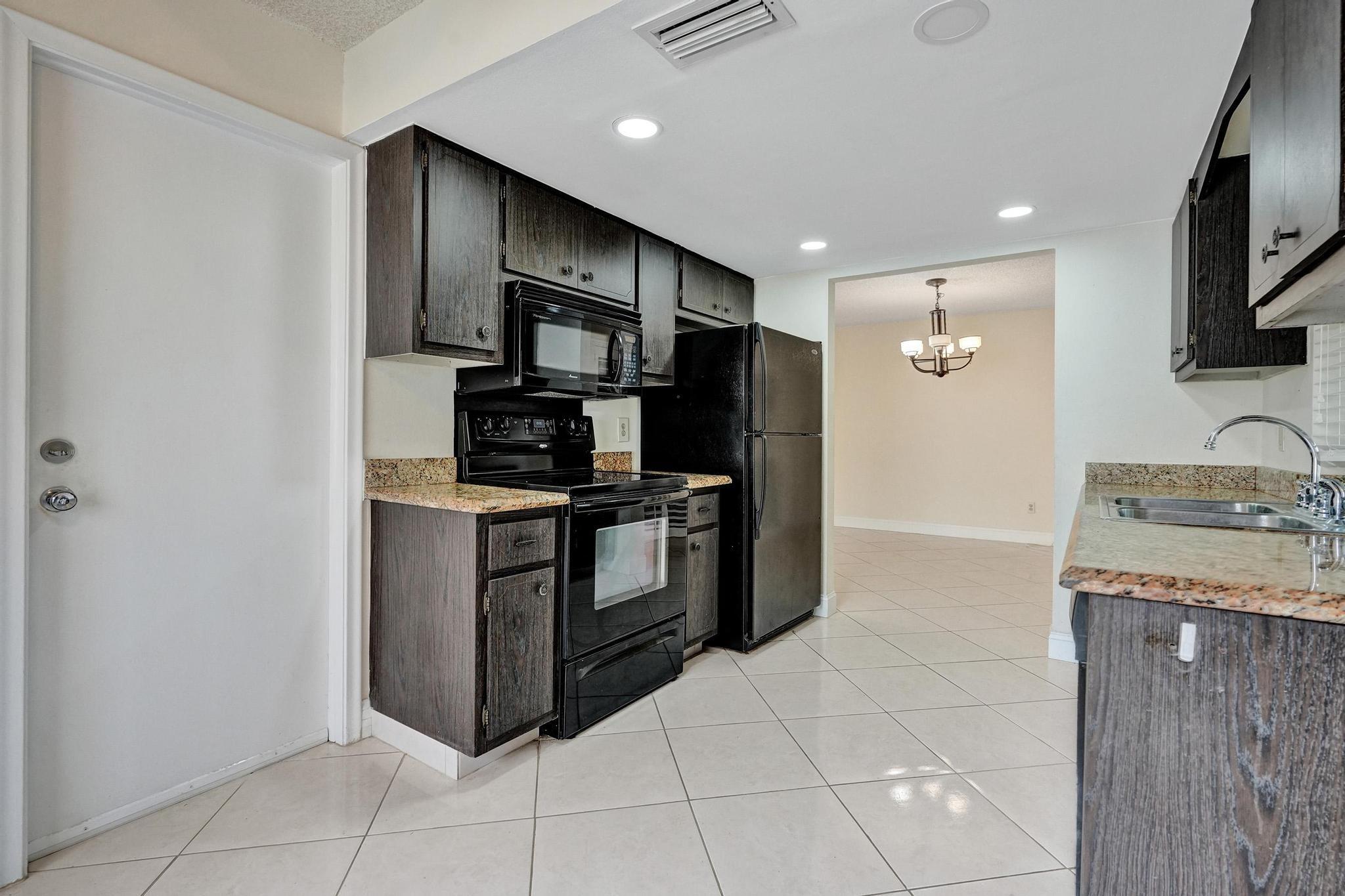 22765 Sw 65th Ter Property Photo 14