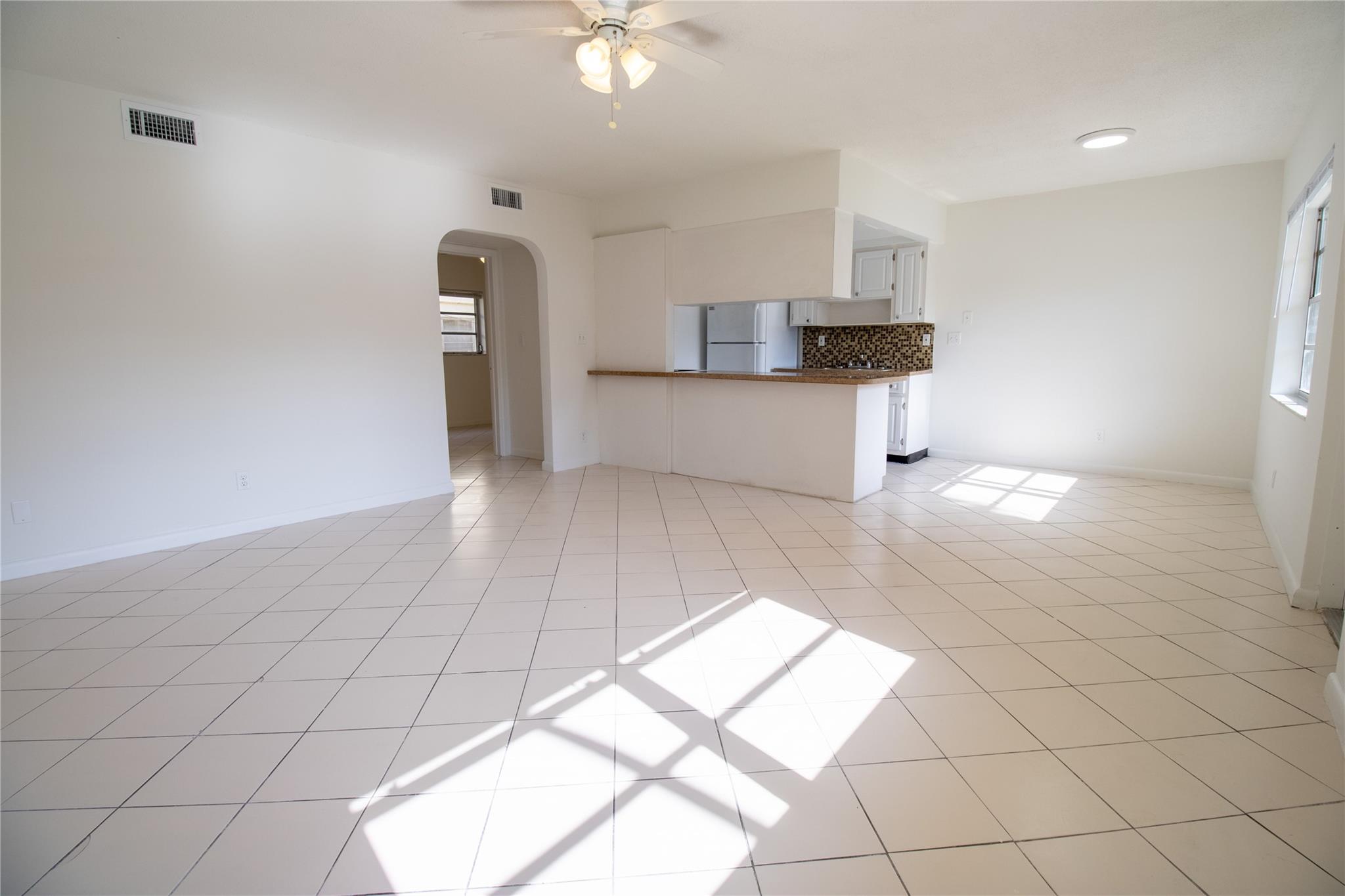 1417 Sw 2 Street 3 Property Photo 3