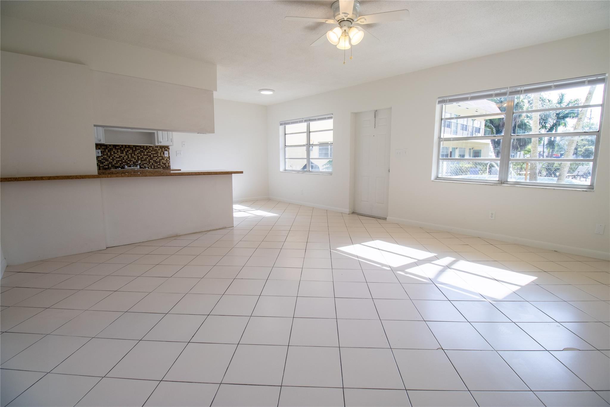 1417 Sw 2 Street 3 Property Photo 4