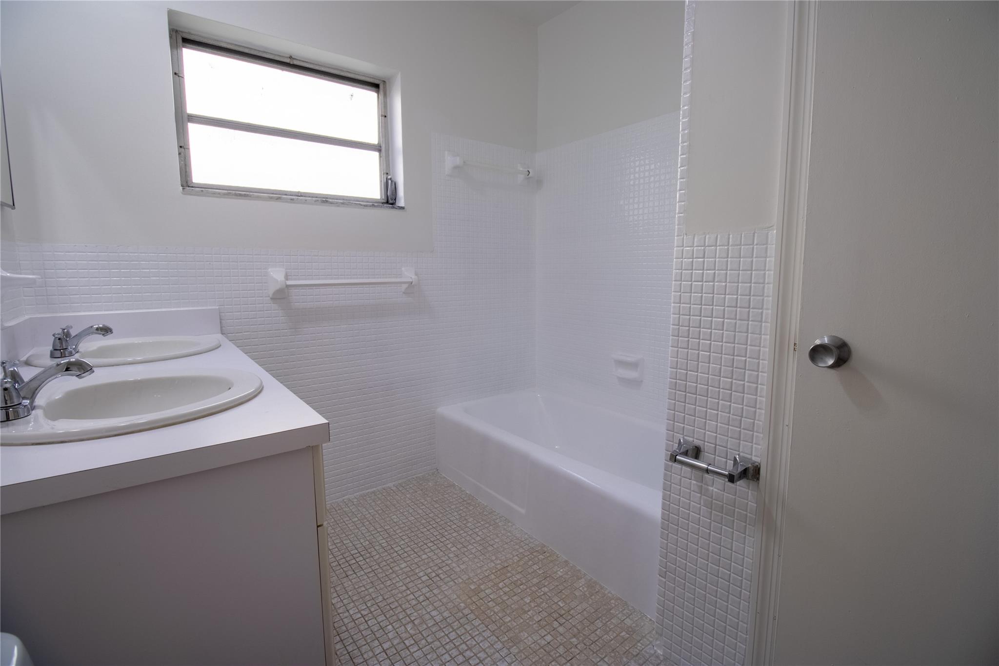 1417 Sw 2 Street 3 Property Photo 16