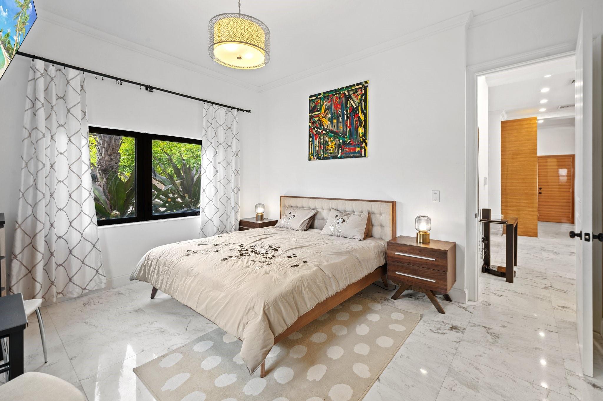 2437 Castilla Isle Property Photo 15