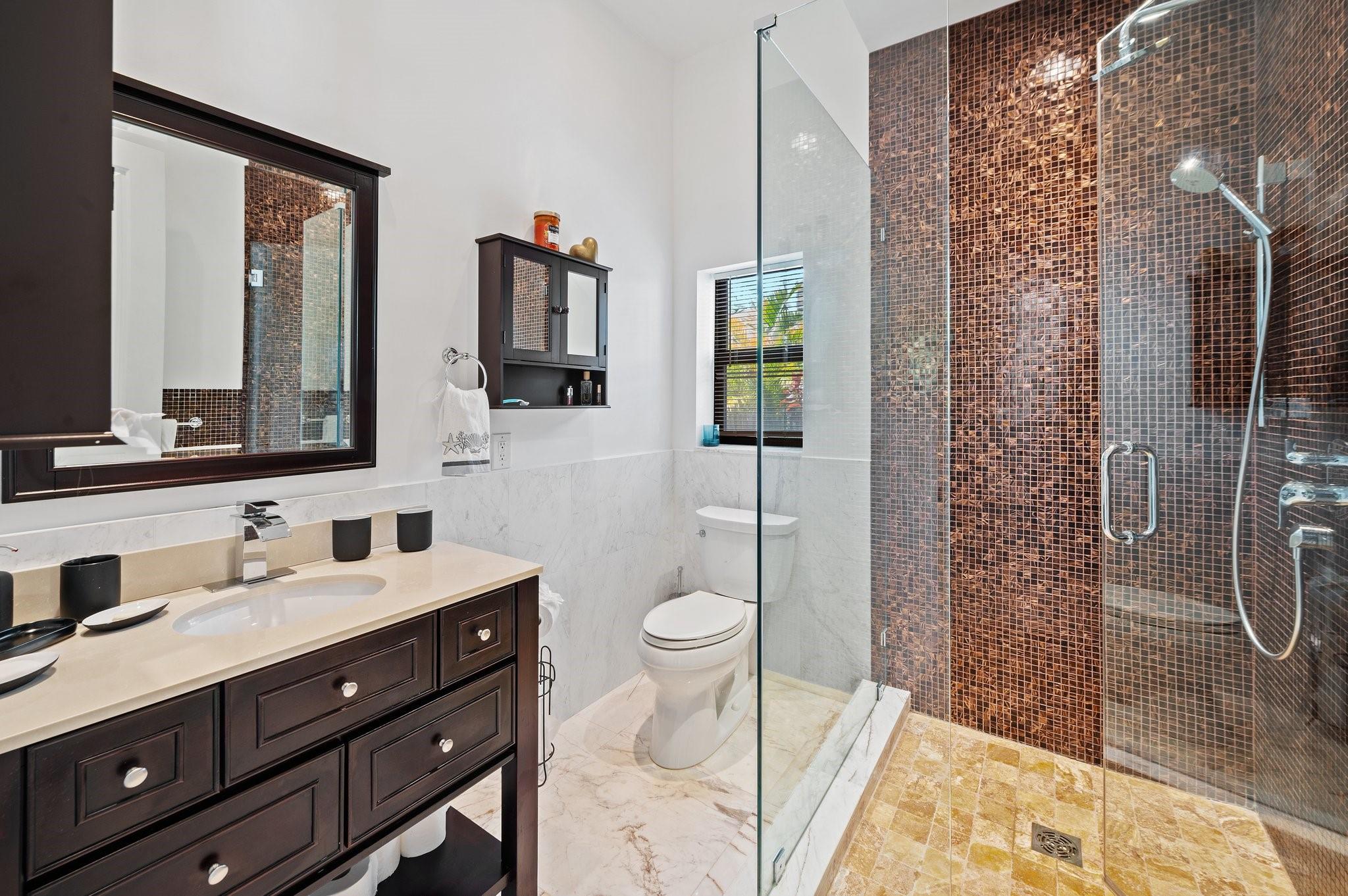 2437 Castilla Isle Property Photo 24