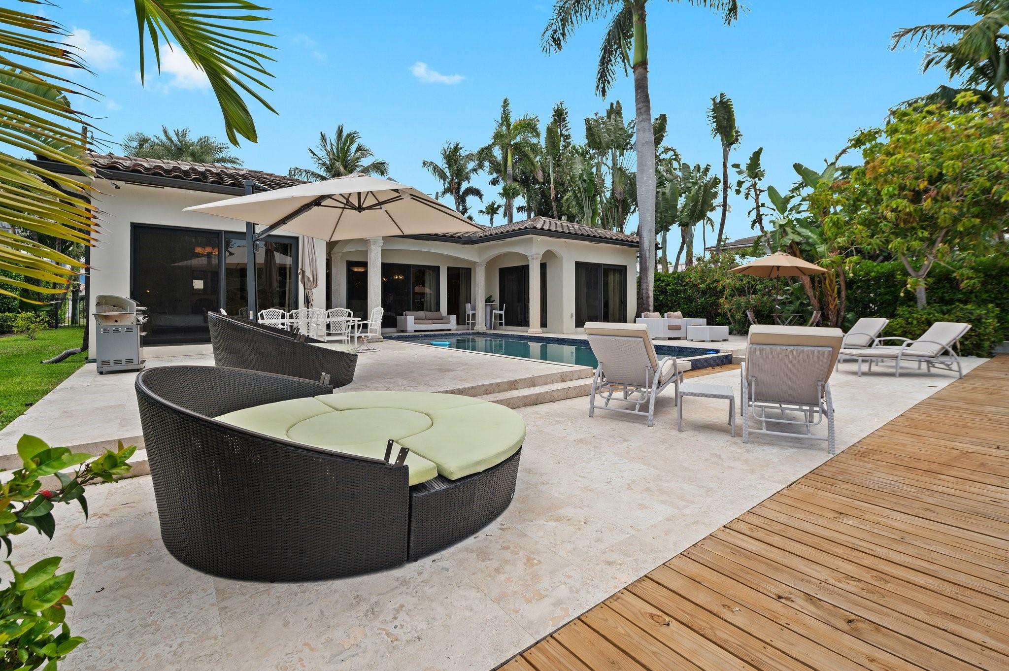 2437 Castilla Isle Property Photo 33