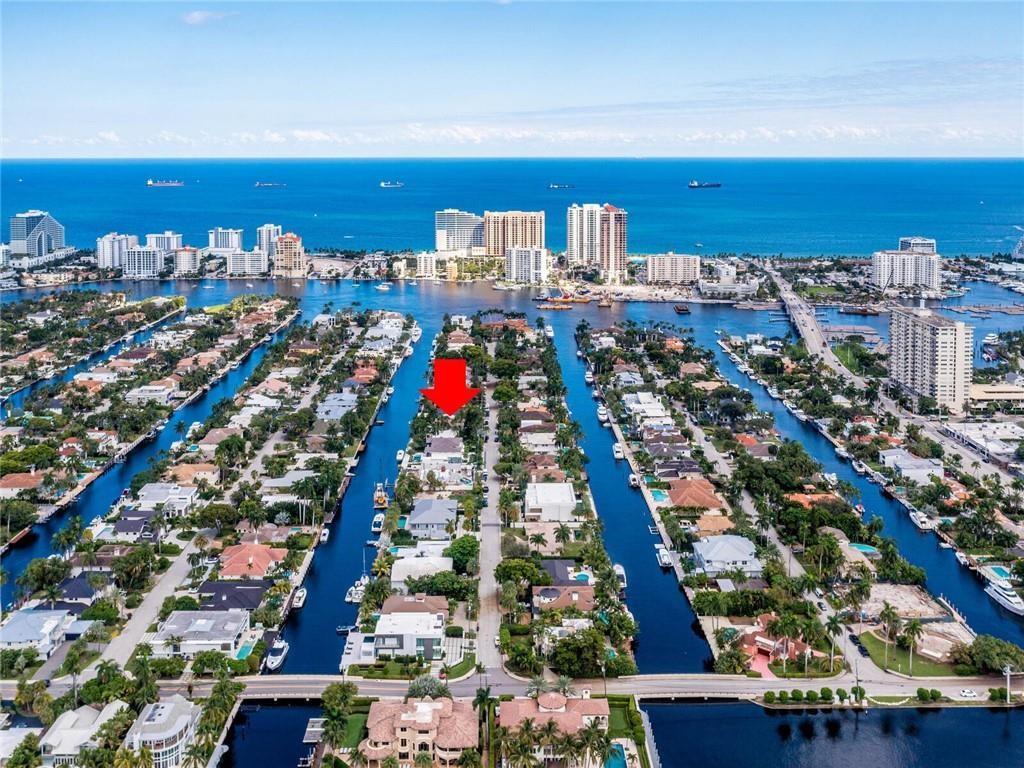 2437 Castilla Isle Property Photo 45