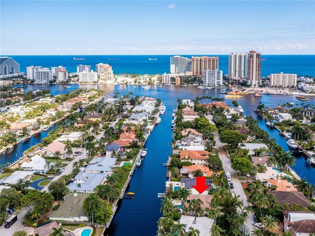 2437 Castilla Isle Property Photo 48