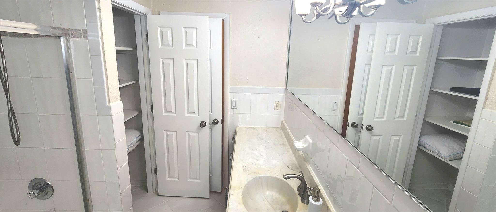 304 N 31st Ct Property Photo 20