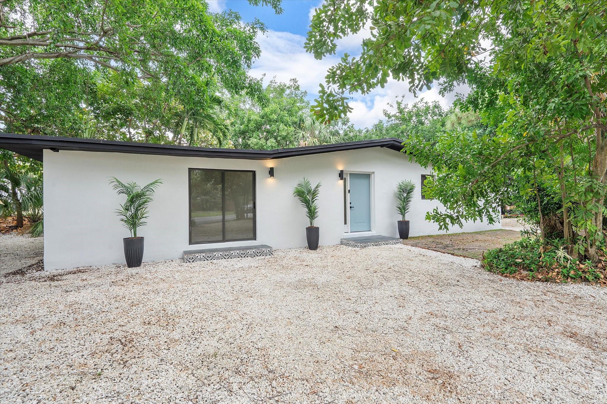 1347 Riverland Rd Property Photo 34