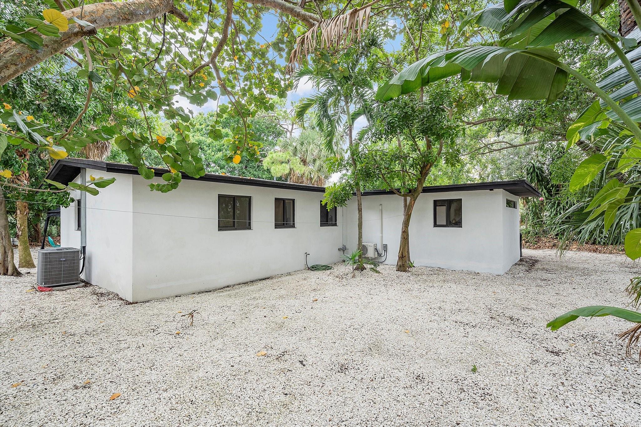 1347 Riverland Rd Property Photo 40