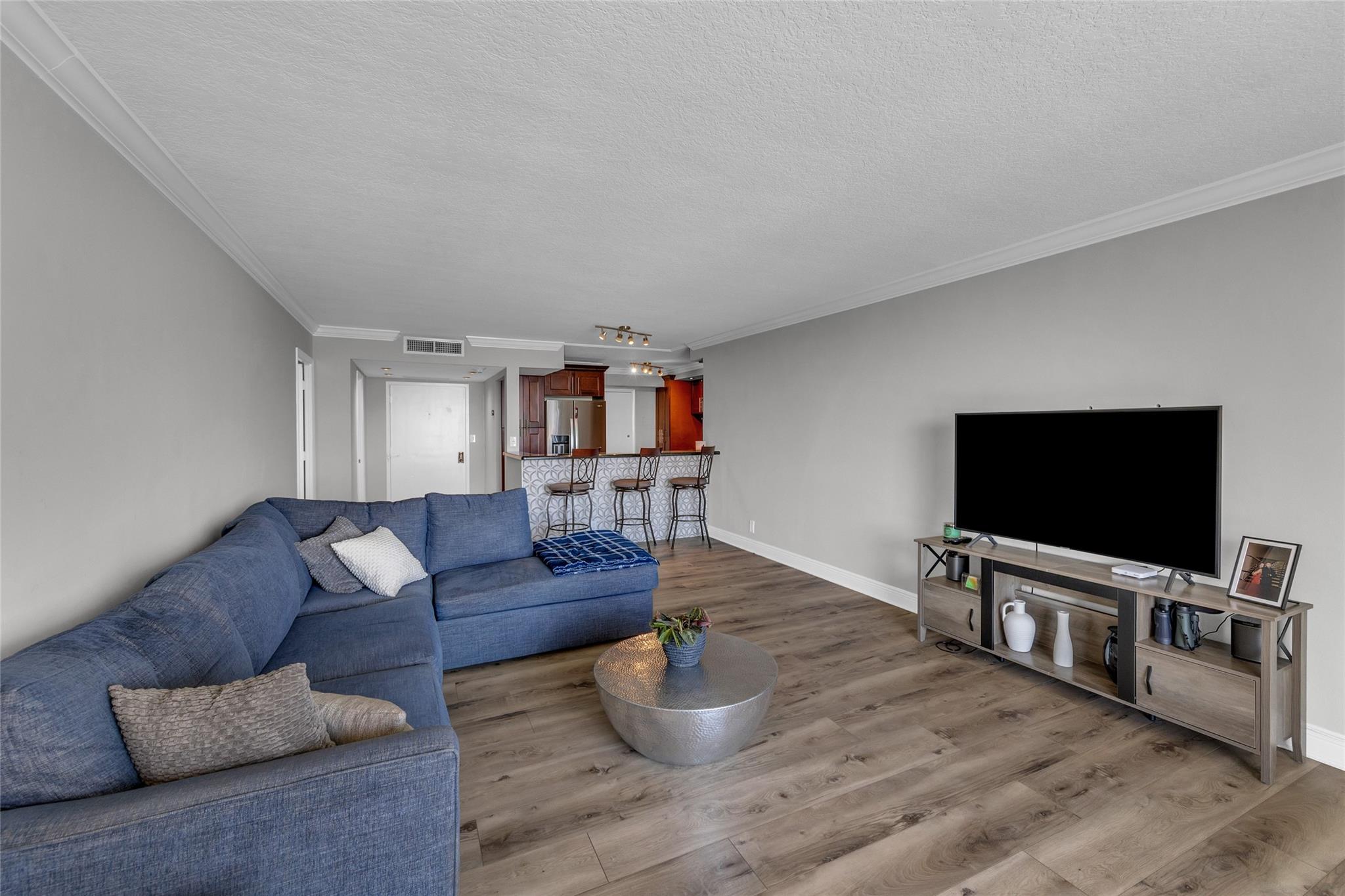2100 S Ocean Ln 604 Property Photo 14