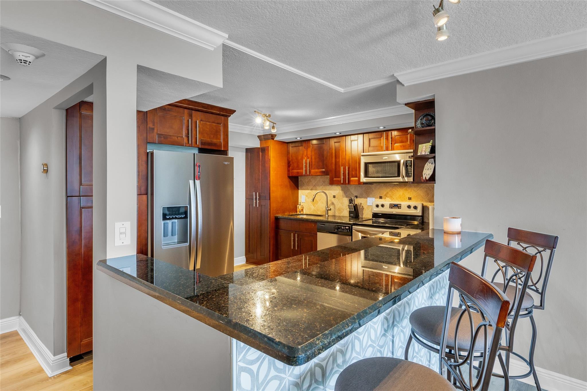 2100 S Ocean Ln 604 Property Photo 16